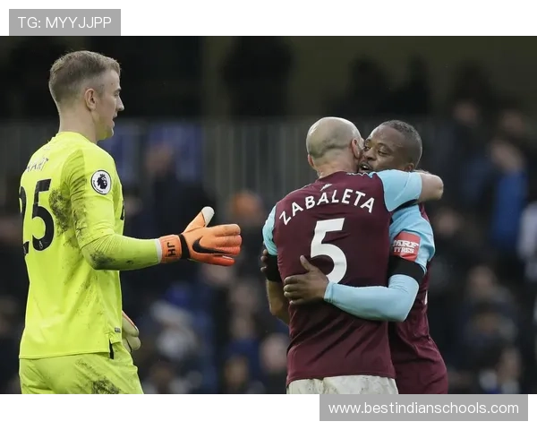 伯顿战平西汉姆半场乏味难觅机